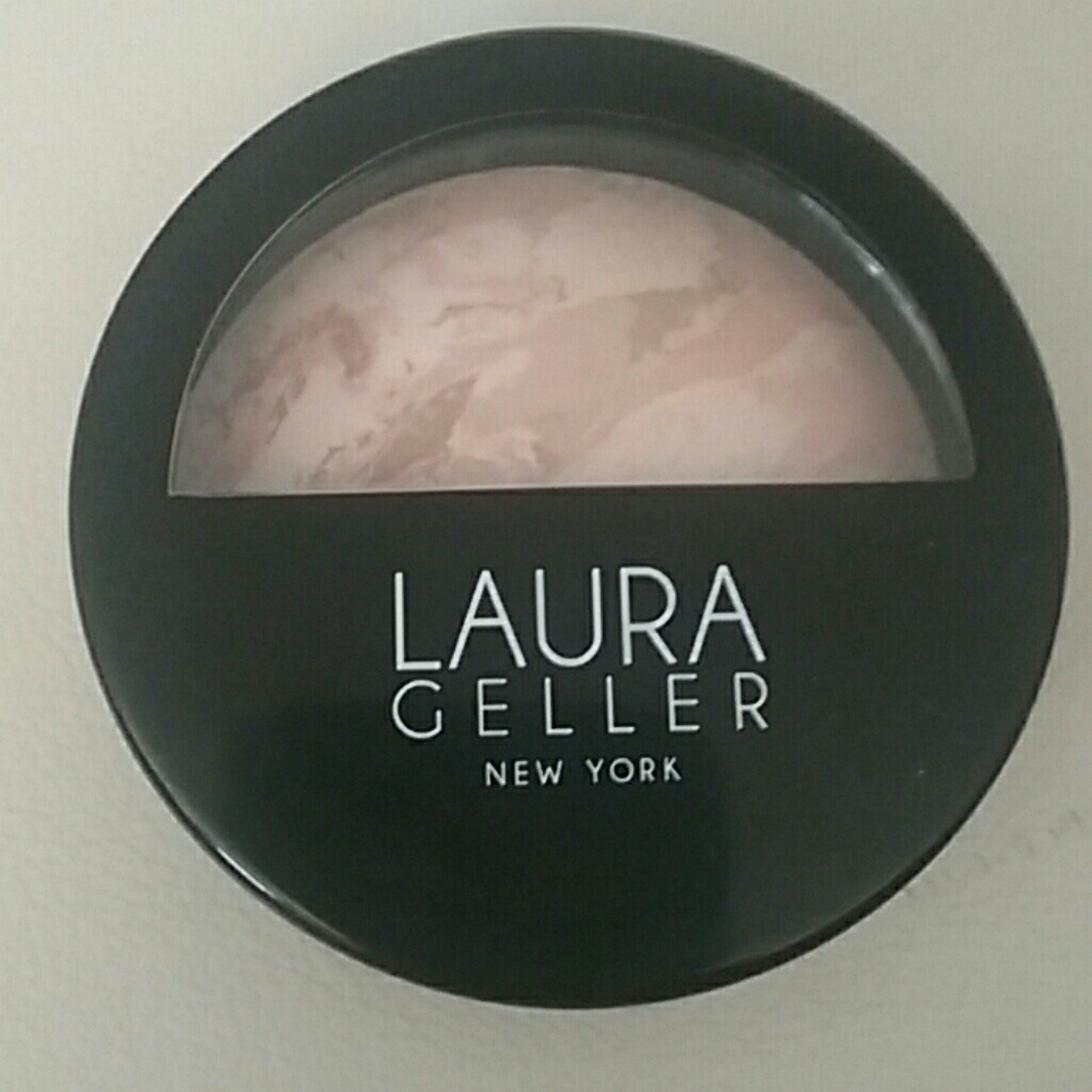 Laura Geller Illuminating Foundation